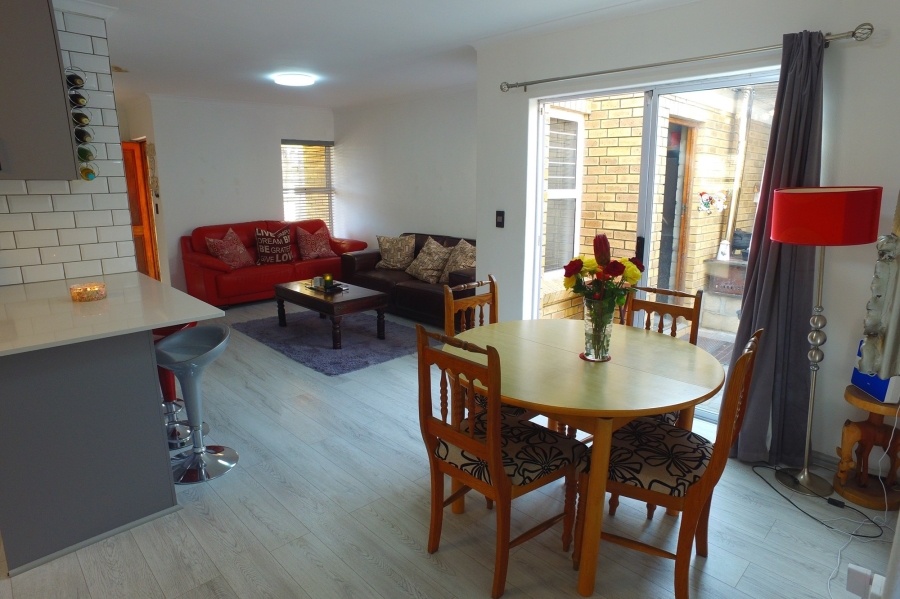 3 Bedroom Property for Sale in Hunters Creek Western Cape